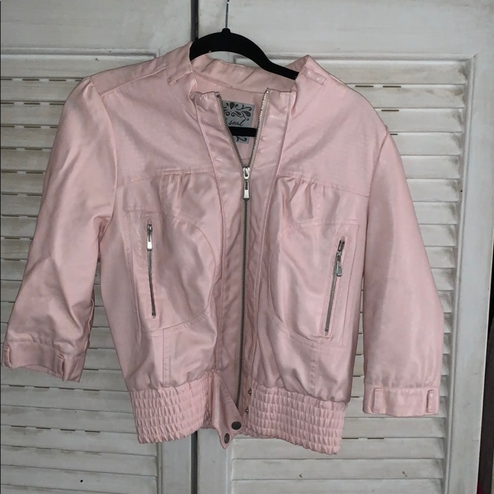 Pink 3/4 sleeve jacket